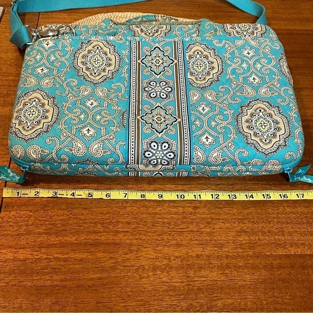 Vera Bradley Paisley Diamond Quilted 100% Cotton Laptop Bag Blue Cream Tan